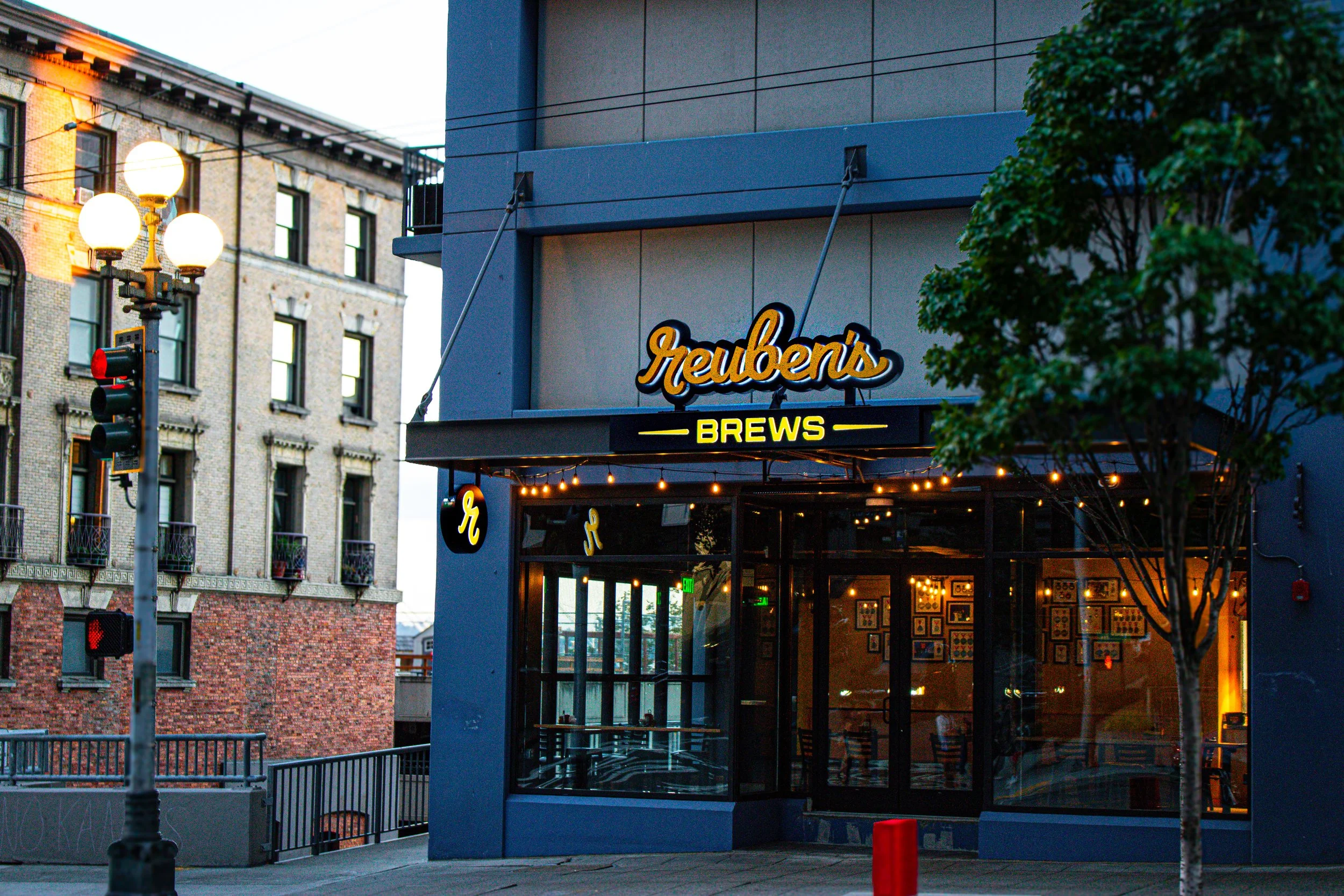 Reuben’s Brews Seattle: The Place With Secretly Amazing Fries